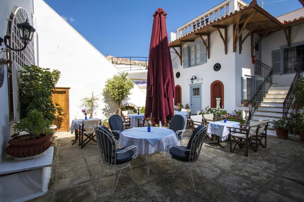 Achilleas Pension Hydra  Exterior photo