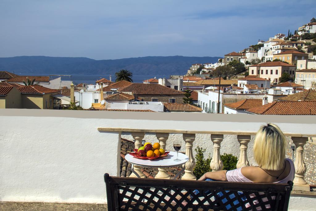 Achilleas Pension Hydra  Exterior photo