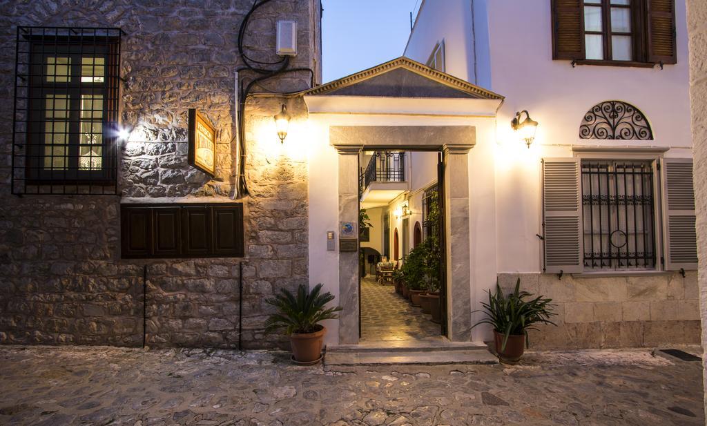 Achilleas Pension Hydra  Exterior photo